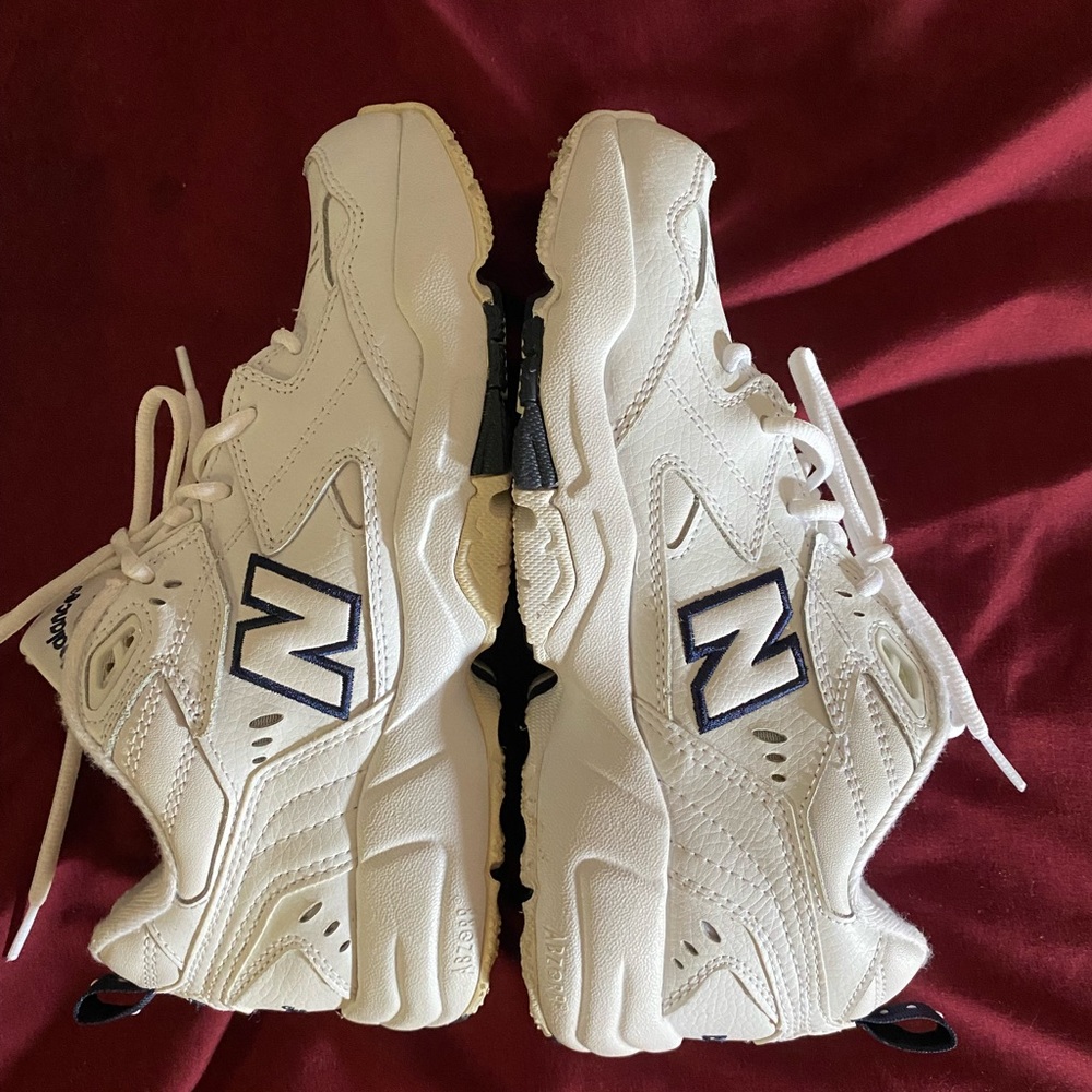 New Balance 608